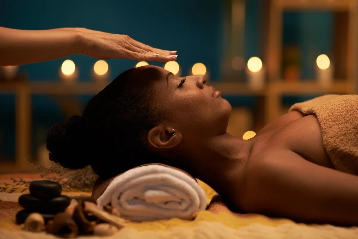 Reiki healing session